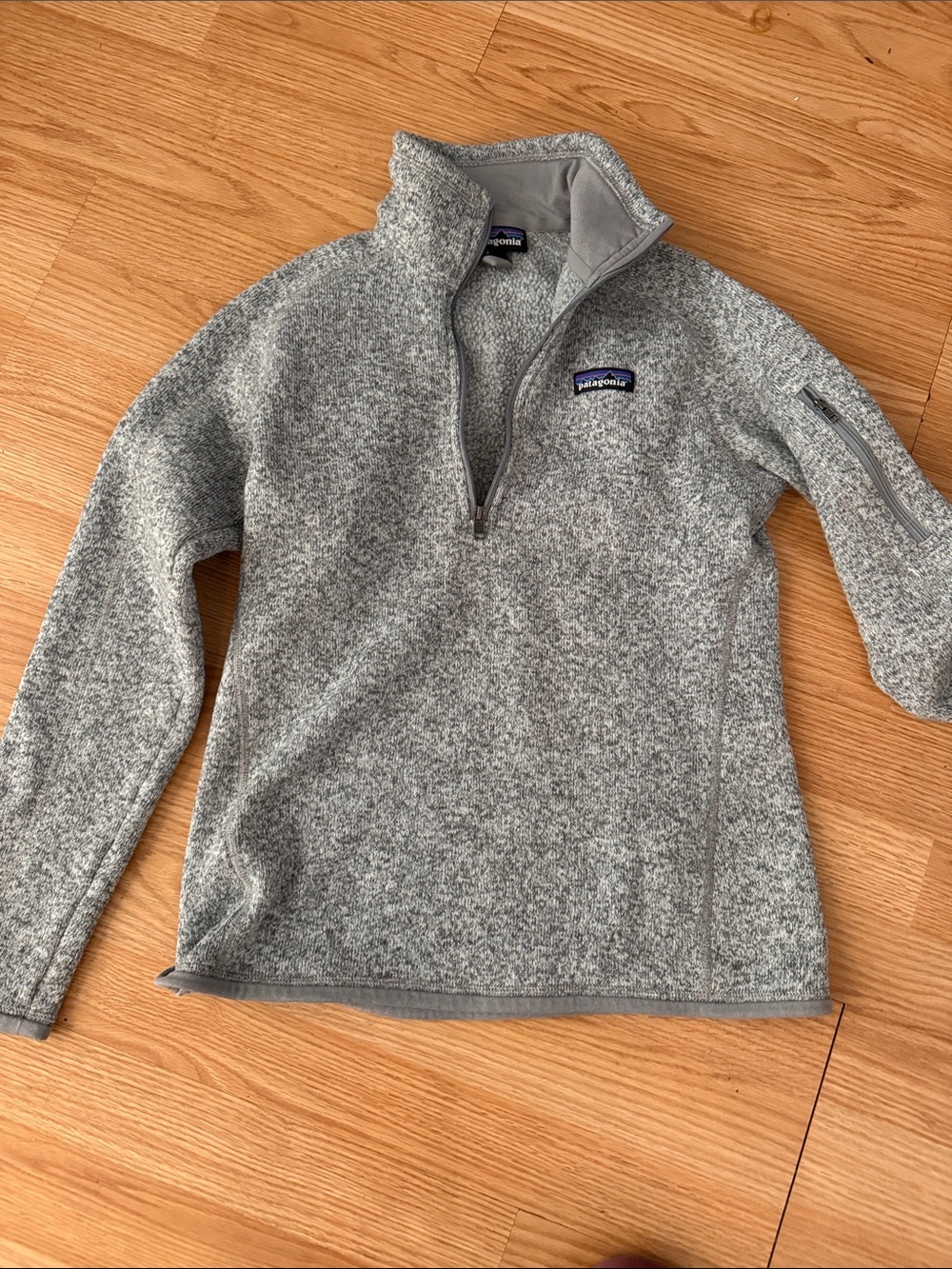 Patagonia Light Heather Grey Half-Zip Pullover